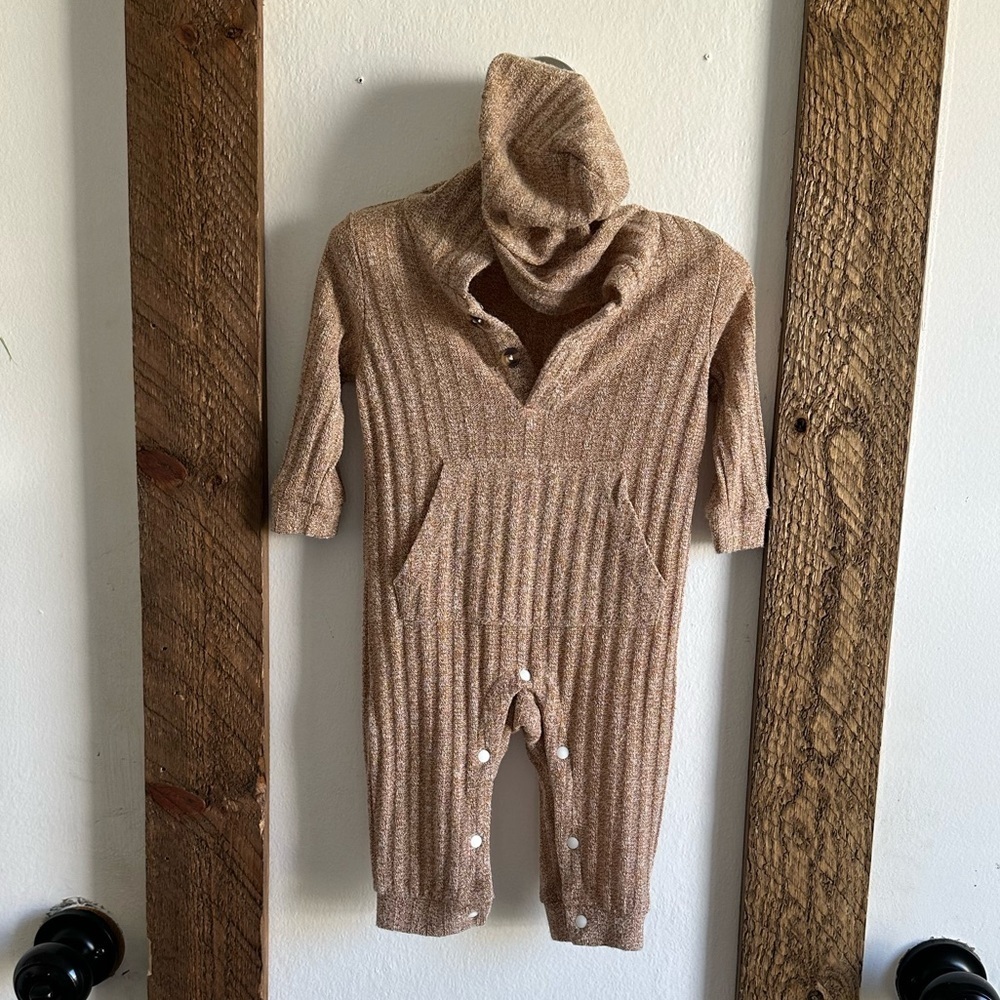 Boutique Baby Boy Ultra Soft Hoodie Jumpsuit 3-6 Months Baby Boy EUC